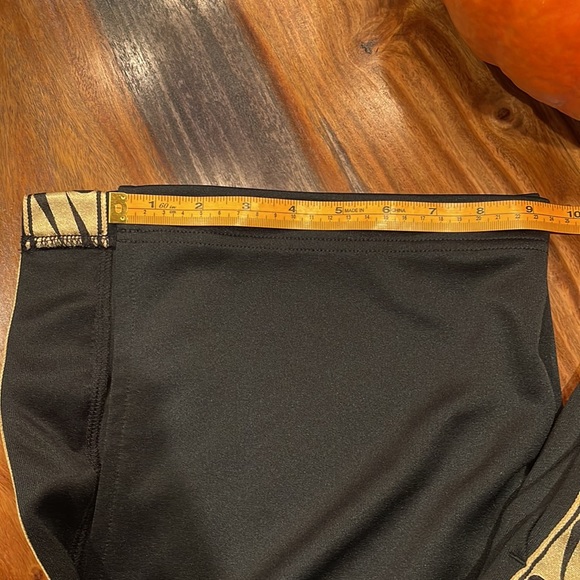 Nike Vintage Jogger Pants Black & Gold Nike Logo front Sides.  Mint Condition - Picture 9 of 10